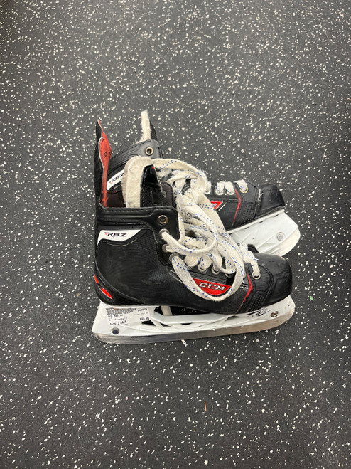Vist Large View of Product Image Which is Used CCM RBZ 90 Junior Hockey Skate Junior 04.5