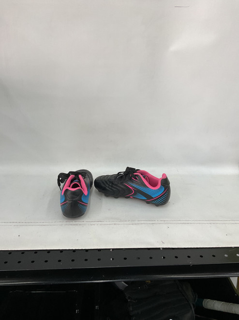 Vist Large View of Product Image Which is Used Brava Soccer Cleats Black Junior 01
