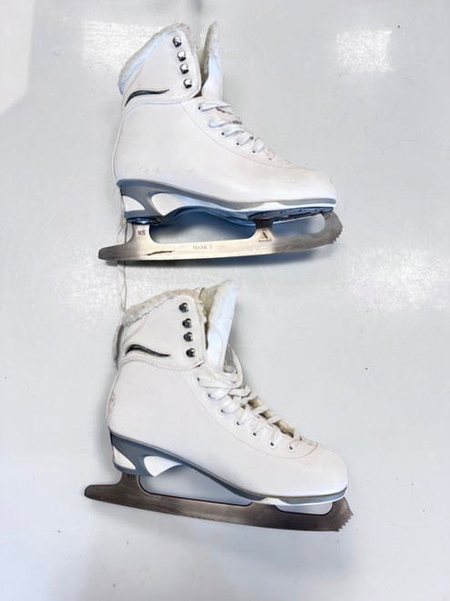 Vist Large View of Product Image Which is Used Jackson SOFTSKATE WomensFigure Skate White Senior 10