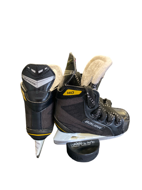 Vist Large View of Product Image Which is Used Bauer 140 Youth Hockey Skate Youth 06.0