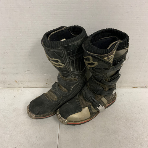 Vist Large View of Product Image Which is Used Fox FORMA PRO JR Junior Boots Black Junior 03