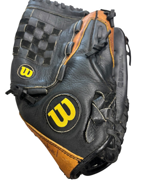 Vist Large View of Product Image Which is Used Wilson A500 BB/SB Glove RH Throw Brown And Black 13"