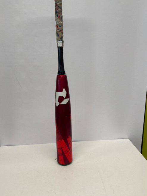 Vist Large View of Product Image Which is Used Demarini ZOA BB/SB USSSA 2 3/4 Bat 31"