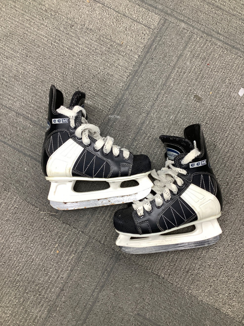 Vist Large View of Product Image Which is Used CCM POWERLINE Youth Hockey Skate Youth 13.0