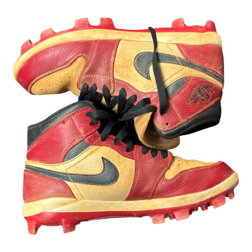 Vist Large View of Product Image Which is Used Nike AIR JORDANS BB/SB Cleats Red Senior 7.5