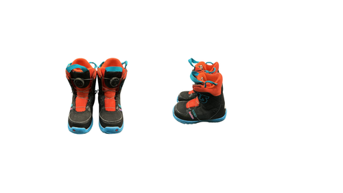 Vist Large View of Product Image Which is Used Burton GROM BOA Boys Snowboard Boots Black Junior 02