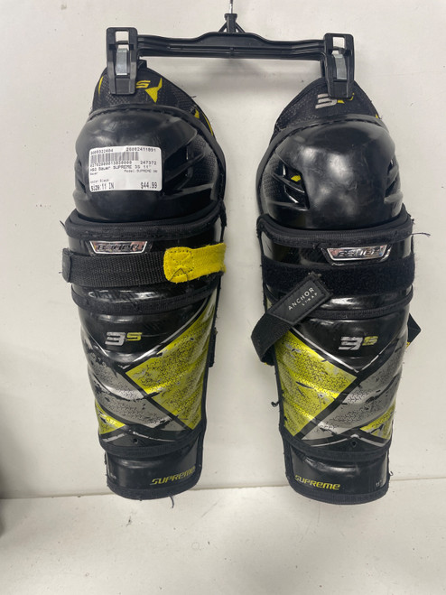Vist Large View of Product Image Which is Used Bauer SUPREME 3S Junior Shin Guards Black 11"