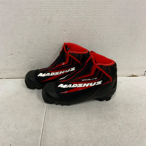 Vist Large View of Product Image Which is Used Madshus RACELINE Boys NNN XC Ski Boots Black JR-01.5