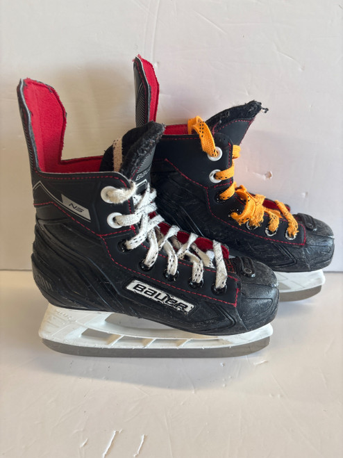Vist Large View of Product Image Which is Used Bauer NS SKATE Youth Hockey Skate Youth 10.0