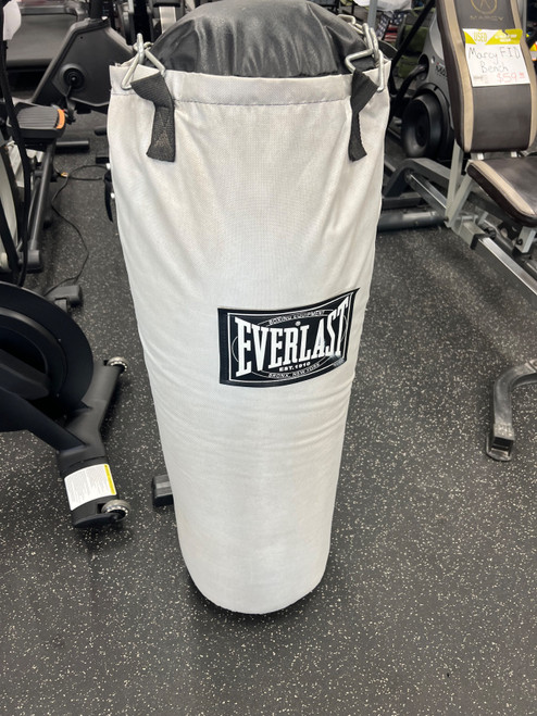 Vist Large View of Product Image Which is Used Everlast 80-LB HEAVY BAG Boxing Heavy Bag Grey 80 lb