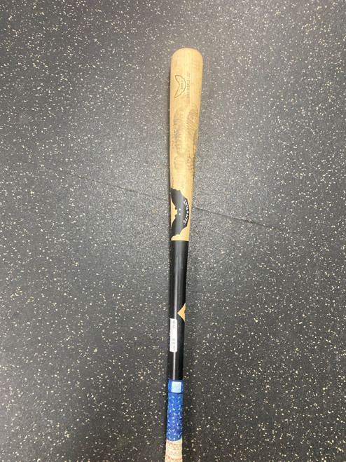 Vist Large View of Product Image Which is Used SAMBAT BB/SB Wood Bat 32"