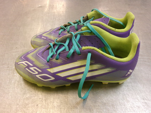 Vist Large View of Product Image Which is Used Adidas Soccer Cleats Purple Junior 03.5