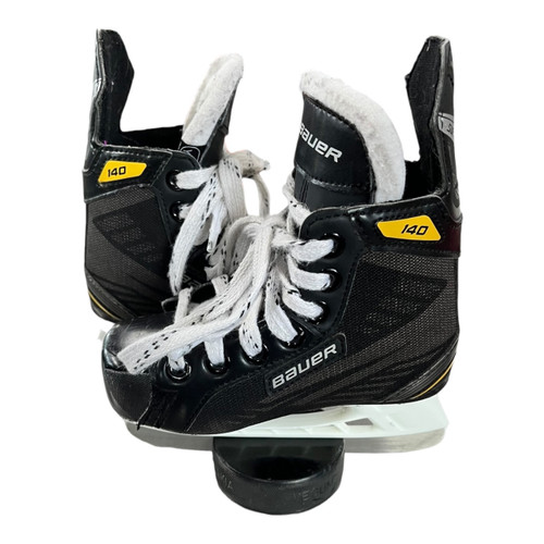 Vist Large View of Product Image Which is Used Bauer 140 Youth Hockey Skate Youth 09.0
