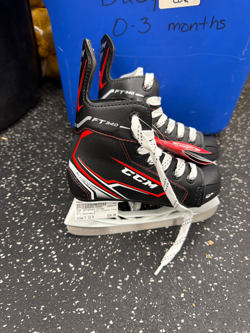 Vist Large View of Product Image Which is Used CCM JETSPEED FT340 Youth Hockey Skate Youth 12.0