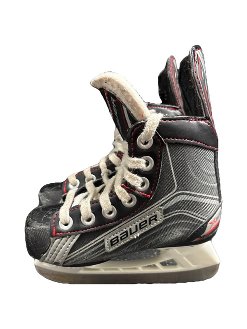 Vist Large View of Product Image Which is Used Bauer VAPOR X200 SKATES Youth Hockey Skate Youth 09.0