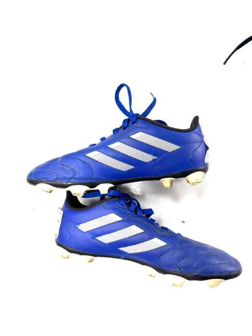 Vist Large View of Product Image Which is Used Adidas Soccer Cleats Royal Blue Junior 01.5