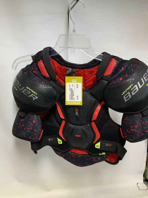 Vist Large View of Product Image Which is Used Bauer VAPOR 3X Intermediate Shoulder Pads MD