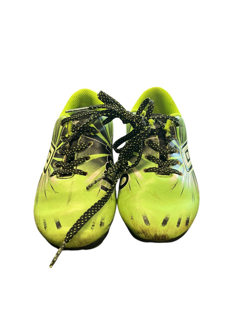 Vist Large View of Product Image Which is Used Umbro Soccer Cleats Green Youth 10.0