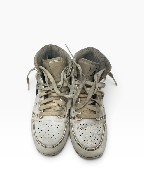 Vist Large View of Product Image Which is Used Nike JORDAN CLEATS BB/SB Cleats White Junior 04.5