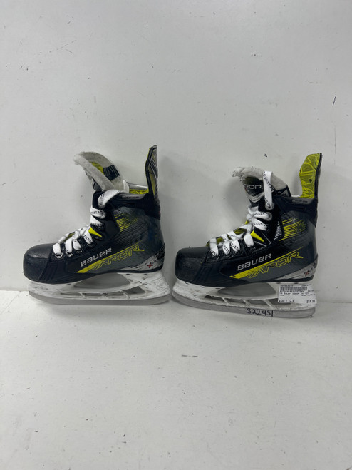 Vist Large View of Product Image Which is Used Bauer VAPOR X4 Youth Hockey Skate Youth 12.0