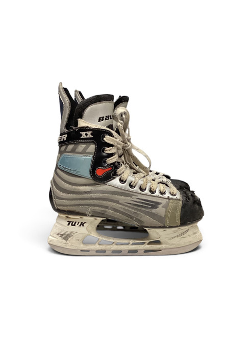 Vist Large View of Product Image Which is Used Bauer VAPOR XX Intermediate Hockey Skate Intermediate 6.5