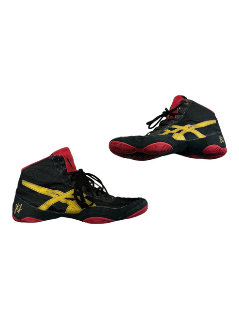 Vist Large View of Product Image Which is Used Asics Wrestling Shoes Black Senior 7.5