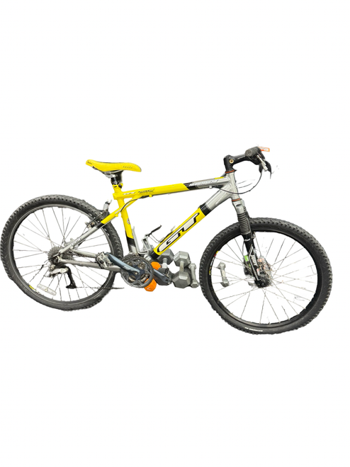 Vist Large View of Product Image Which is Used GT 2000 AVALANCHE DISC Mountain Bike Mens Yellow 43-47cm - 17-18" - MD Frame