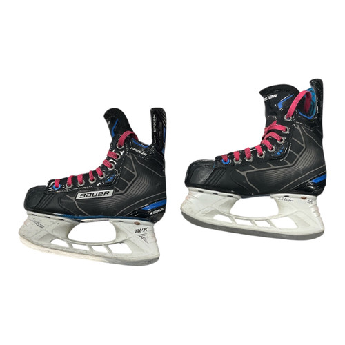 Vist Large View of Product Image Which is Used Bauer NEXUS FREEZE Junior Hockey Skate Junior 01