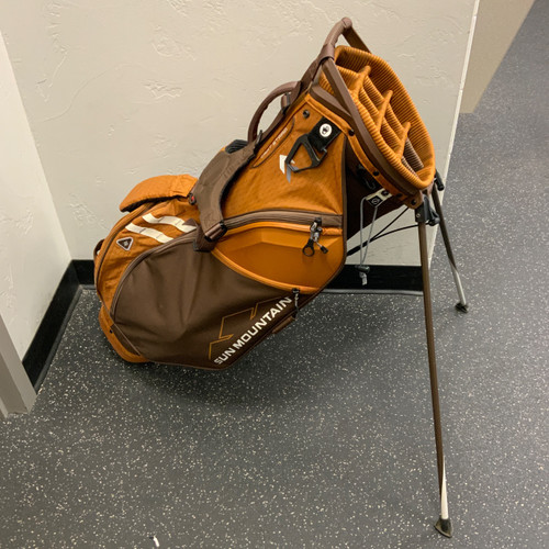 Vist Large View of Product Image Which is Used Sun Mountain FOUR S 14 WAY Mens Stand Bag Brown