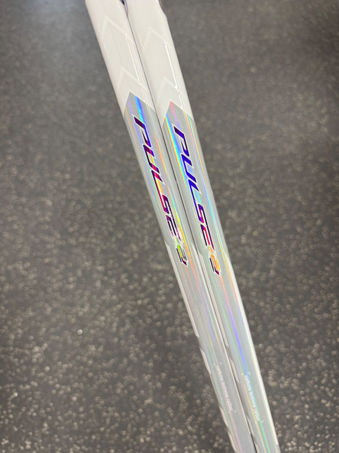 Vist Large View of Product Image Which is New BAUER PULSE2 WHITE JR-40 LH