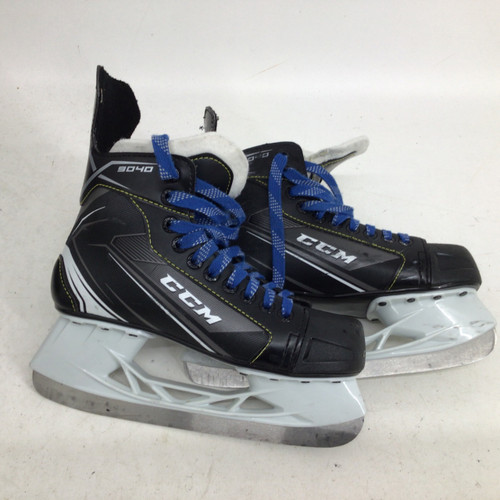 Vist Large View of Product Image Which is Used CCM TACKS 9040 INT 5 HOCKEY SKATES Intermediate Hockey Skate Intermediate 5.0