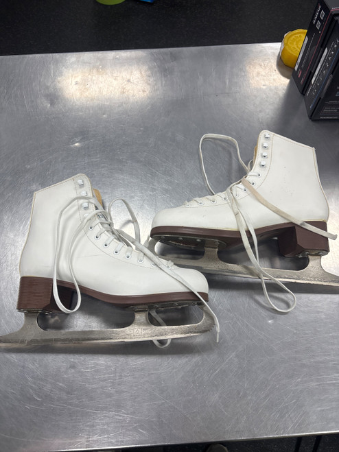 Vist Large View of Product Image Which is Used Jackson GLACIER 120 WomensFigure Skate White Senior 9