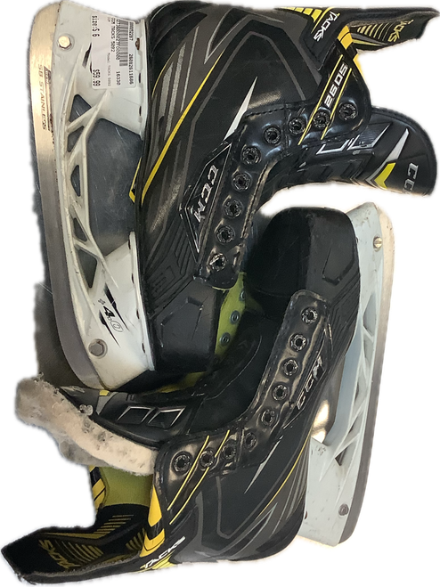 Vist Large View of Product Image Which is Used CCM TACKS 5092 Senior Hockey Skate Senior 6