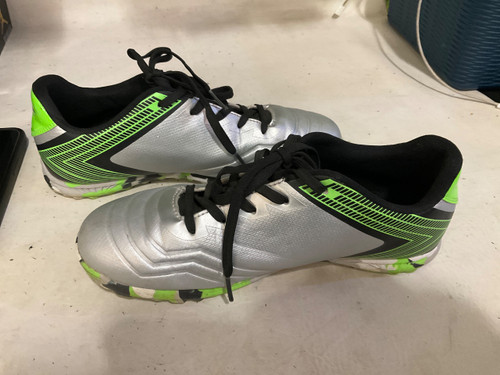 Vist Large View of Product Image Which is Used ROMA 500 Soccer Turf Shoes Grey Youth 06.0