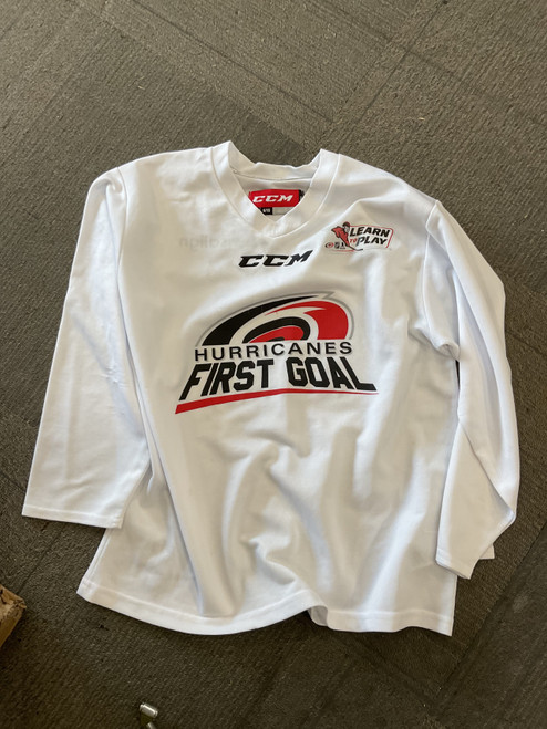 Vist Large View of Product Image Which is Used HOCKEY PRACTICE JERSEY Hockey Practice Jersey White L/XL
