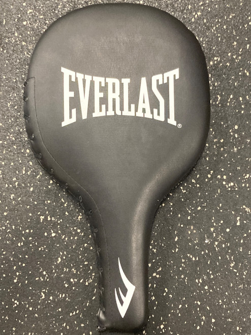 Vist Large View of Product Image Which is Used Everlast Boxing Accessory