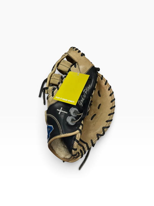Vist Large View of Product Image Which is Used 44 PRO SIGNATURE SERIES BB/SB First Base RH Throw Black 12 1/2"