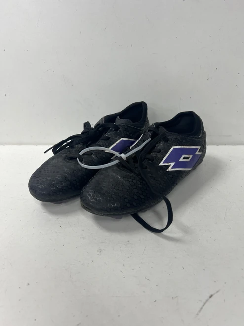 Vist Large View of Product Image Which is Used Lotto Soccer Cleats Black Junior 03