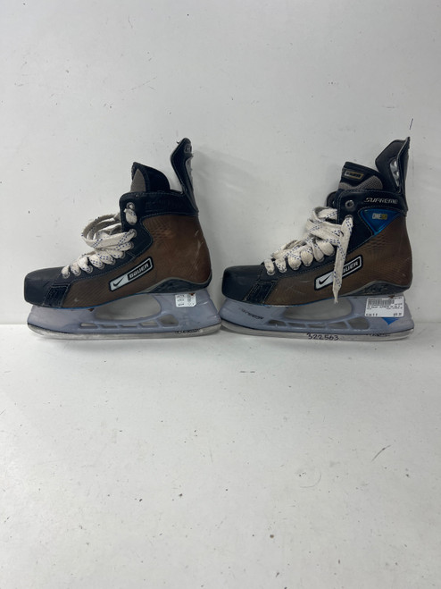 Vist Large View of Product Image Which is Used Bauer SUPREME 90 Senior Hockey Skate Senior 8