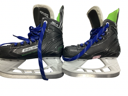 Vist Large View of Product Image Which is Used CCM X-LS Junior Hockey Skate Junior 02