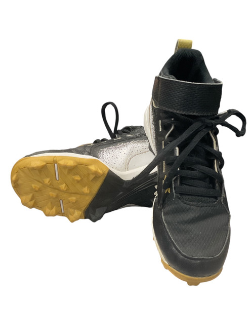 Vist Large View of Product Image Which is Used Under Armour BH 6 BB/SB Cleats Black Junior 01