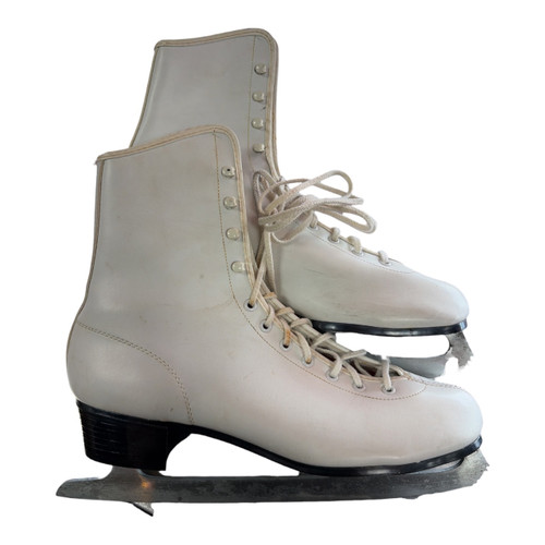 Vist Large View of Product Image Which is Used WHITE FIGURE SKATE WomensFigure Skate White Senior 9
