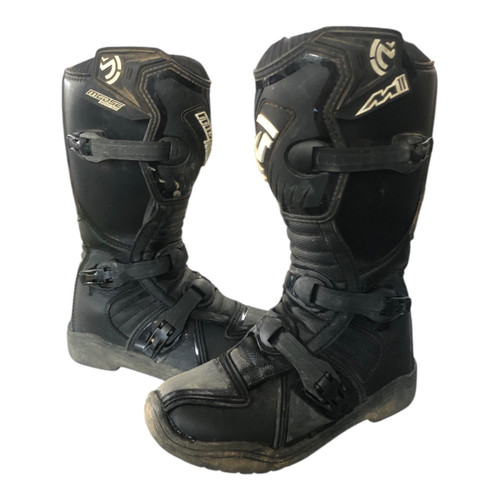 Vist Large View of Product Image Which is Used MOOSE Junior Boots Black Junior 04