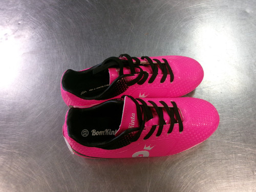 Vist Large View of Product Image Which is Used Soccer Cleats Pink Junior 01.5