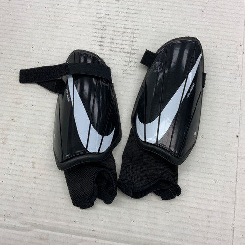Vist Large View of Product Image Which is Used Nike Soccer Shin Guards Adult Black MD