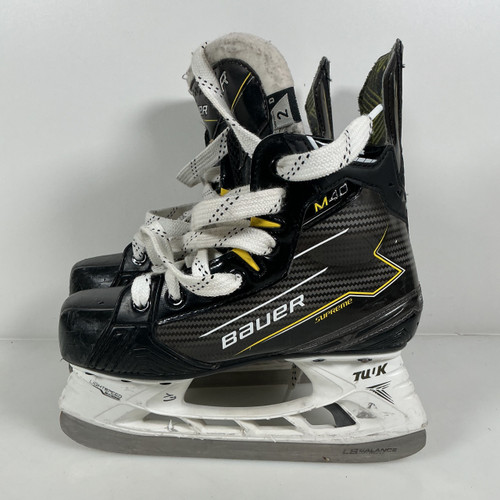 Vist Large View of Product Image Which is Used Bauer SUPREME M40 Hockey Skate Junior 02
