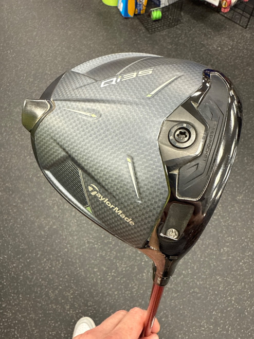 Vist Large View of Product Image Which is Used Taylormade QI35 Mens Driver RH 10.5 Degree