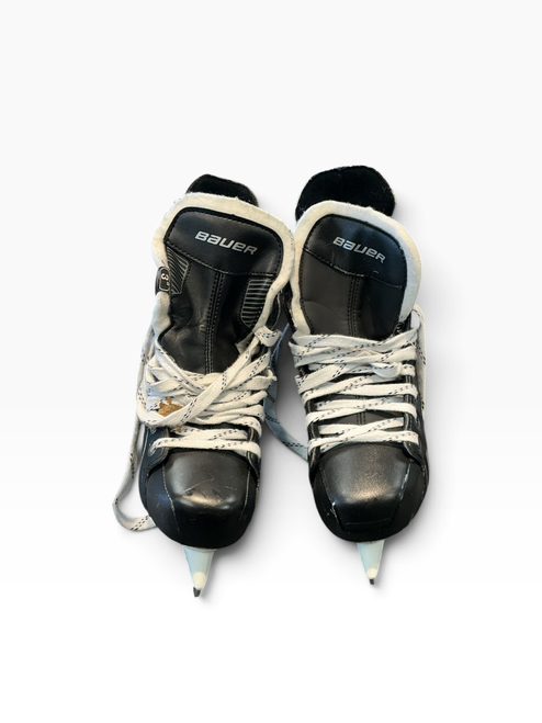 Vist Large View of Product Image Which is Used Bauer ONE.4 Intermediate Hockey Skate Intermediate 4.0