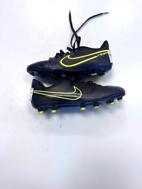 Vist Large View of Product Image Which is Used Nike Soccer Cleats Black Junior 03
