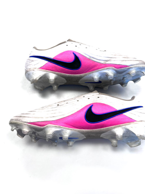 Vist Large View of Product Image Which is Used Nike Soccer Cleats White Senior 11